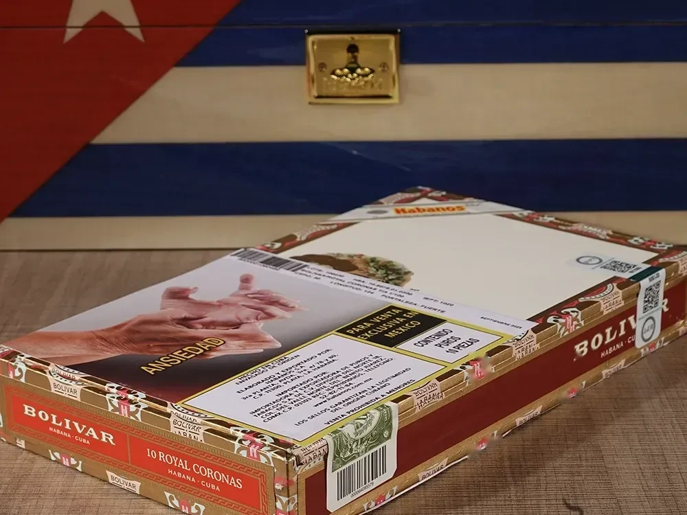 BOLIVAR ROYAL CORONAS 皇家高朗拿 鋁管