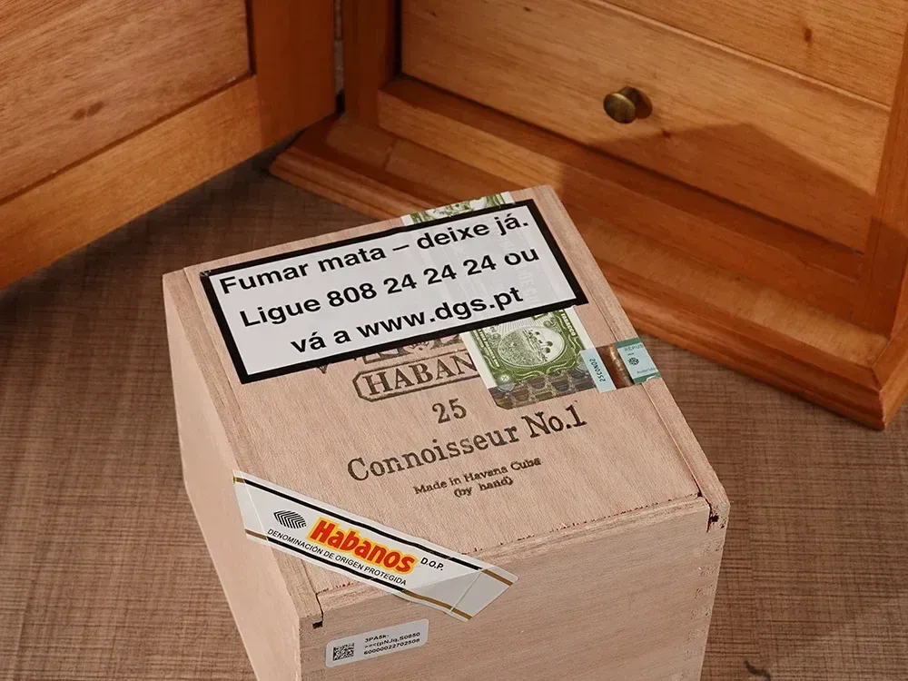 H. UPMANN CONNOISSEUR 鑑賞家一號