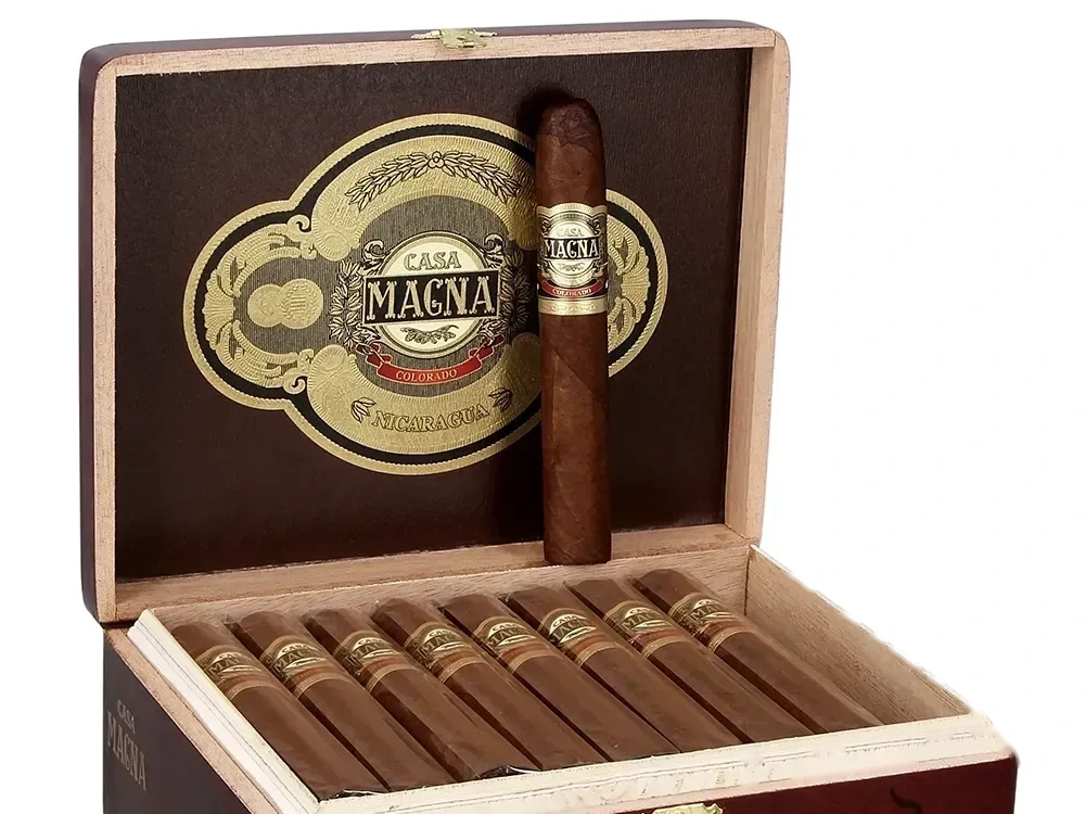 Quesada Casa Magna Colorado Robusto 27s