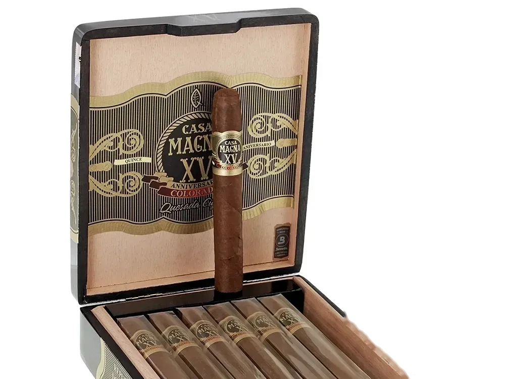 Quesada Casa Magna Colorado XV Anniversary 15s