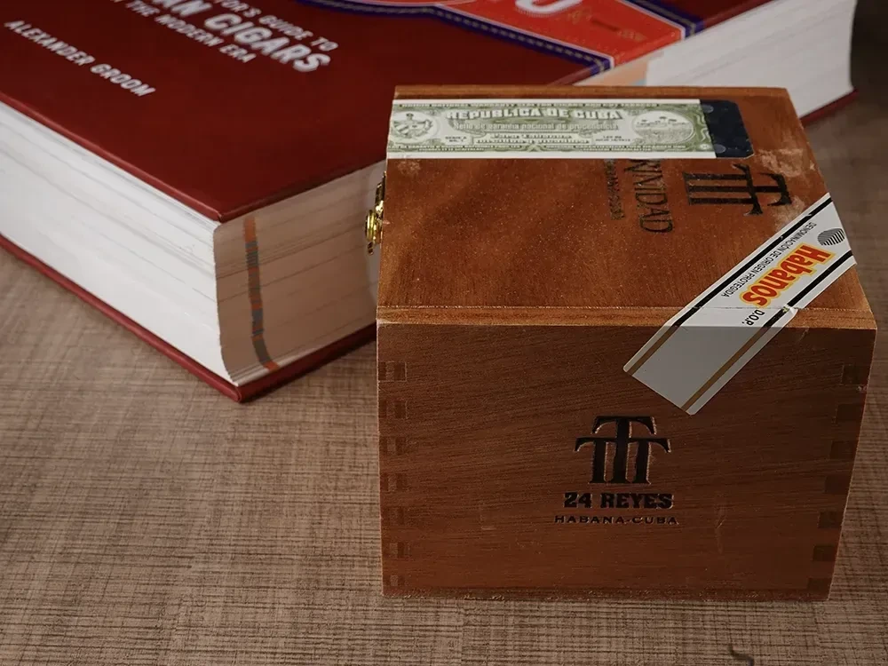 TRINIDAD REYES 雷耶斯 24隻裝